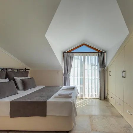 Villa Mortek Villalari